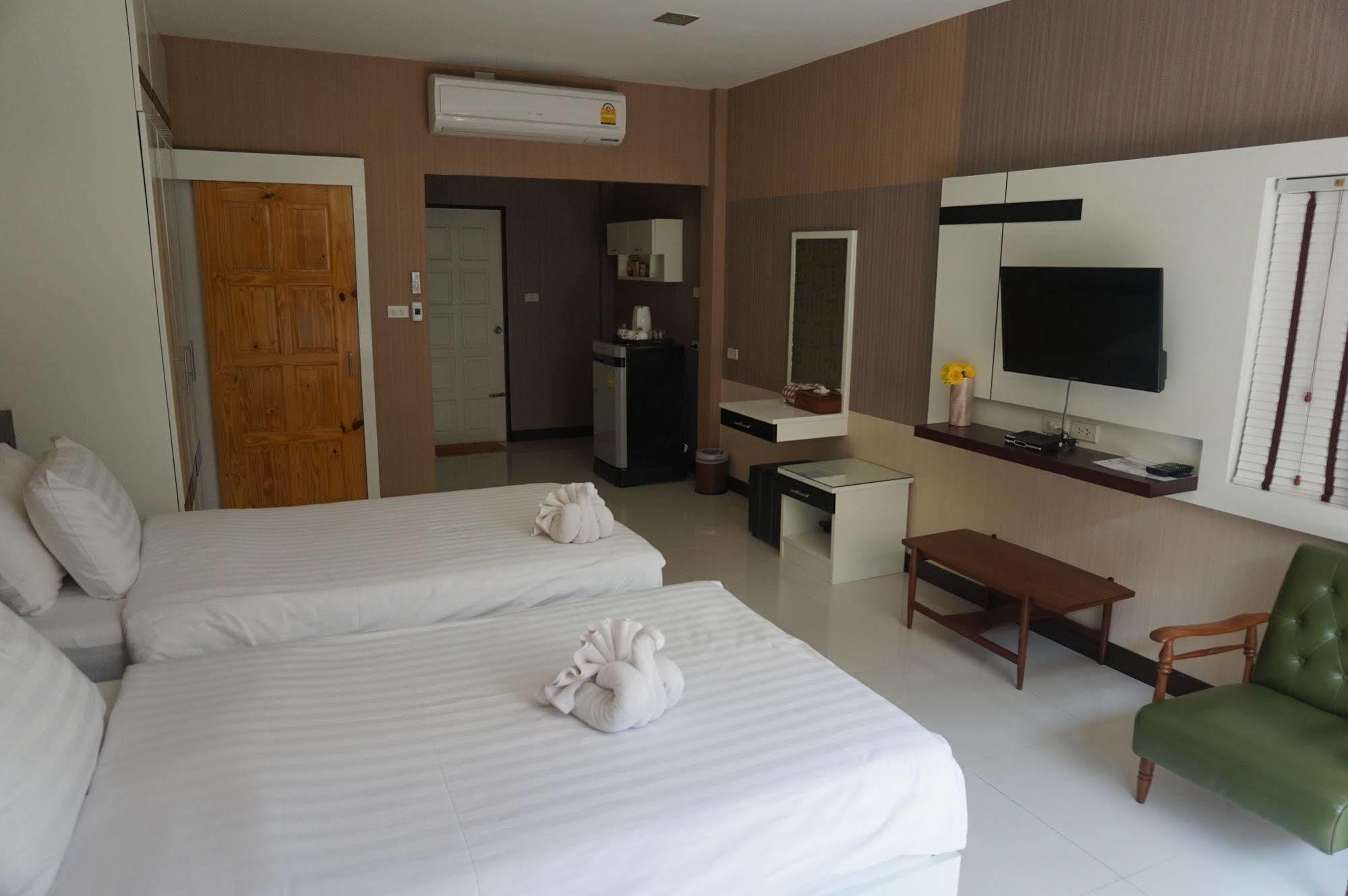 Med Room Korat Nakhon Ratchasima Extérieur photo
